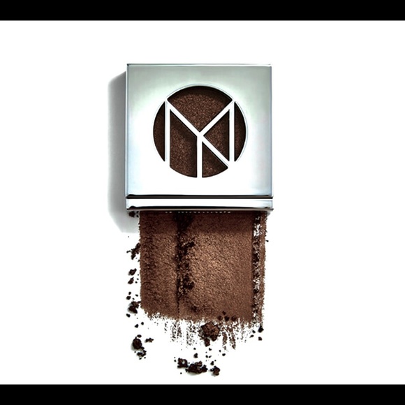 NIB COLOR BOSS Metal Finish Eyeshadow News Flash - Picture 9 of 15